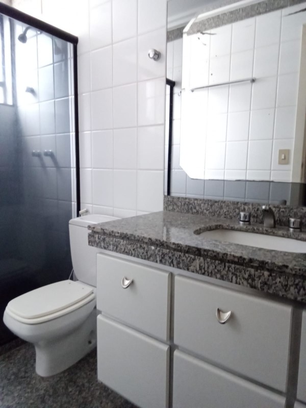 Apartamento para alugar com 4 quartos, 135m² - Foto 13
