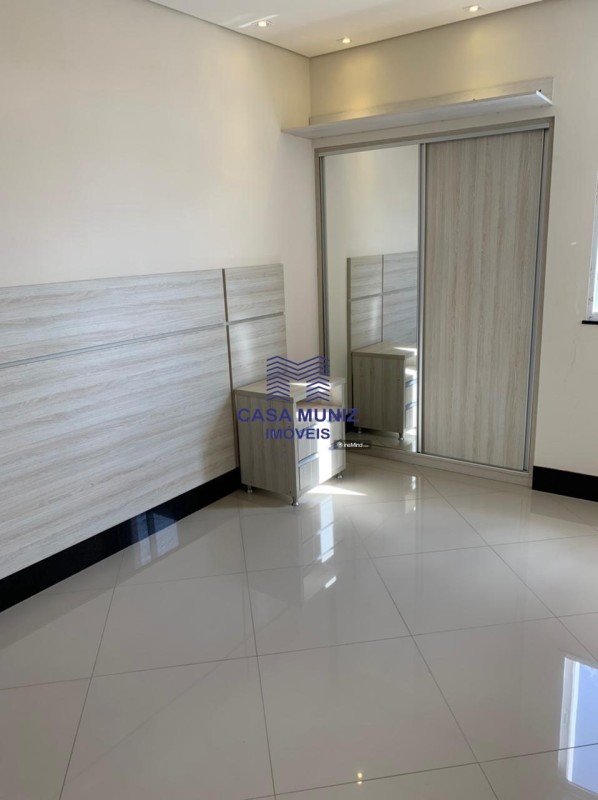 Apartamento para alugar com 2 quartos, 70m² - Foto 13