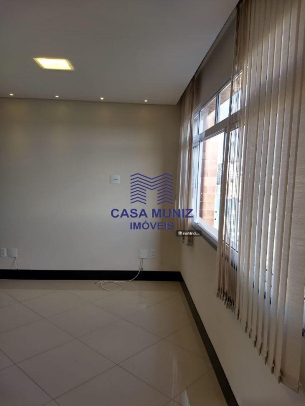 Apartamento para alugar com 2 quartos, 70m² - Foto 18