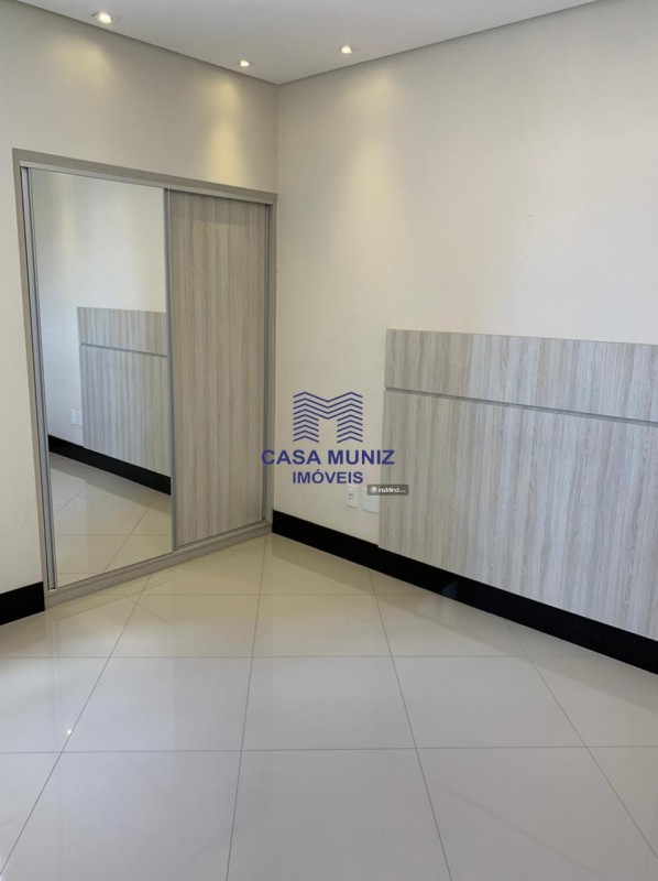 Apartamento para alugar com 2 quartos, 70m² - Foto 11