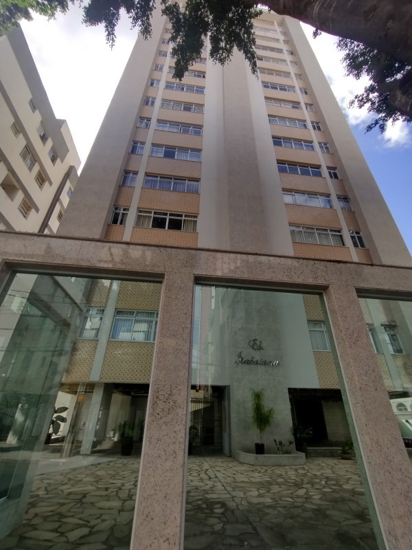 Apartamento para alugar com 2 quartos, 70m² - Foto 24