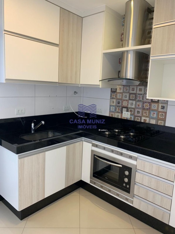 Apartamento para alugar com 2 quartos, 70m² - Foto 9