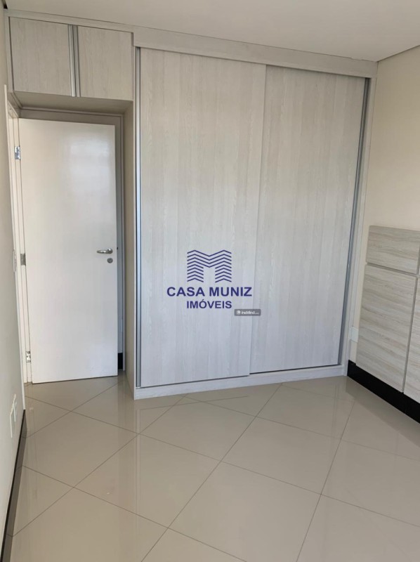 Apartamento para alugar com 2 quartos, 70m² - Foto 14