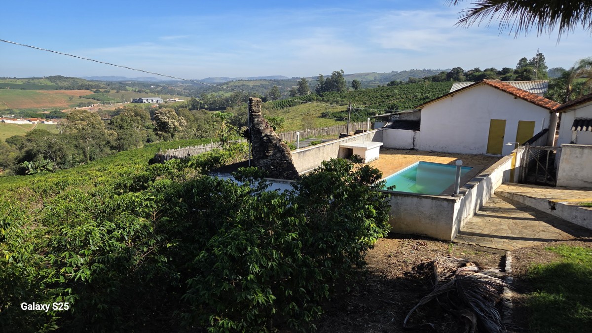 Sítio à venda com 1 quarto, 121000m² - Foto 2