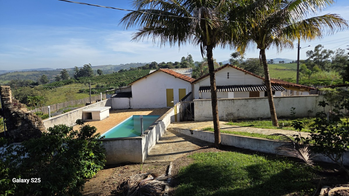 Sítio à venda com 1 quarto, 121000m² - Foto 11