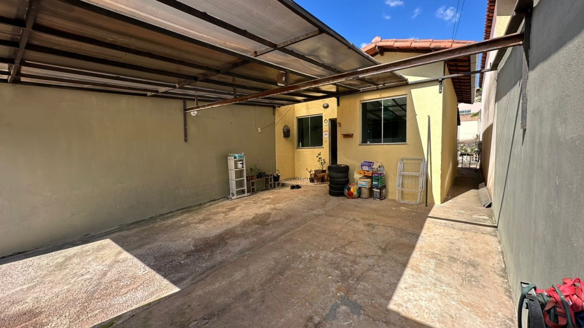 Casa à venda com 2 quartos, 150m² - Foto 18