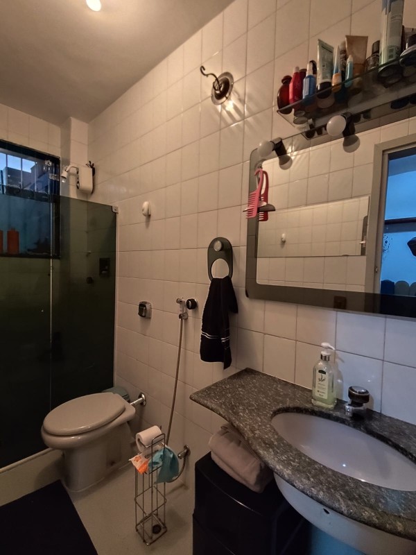 Apartamento para alugar com 4 quartos, 200m² - Foto 15