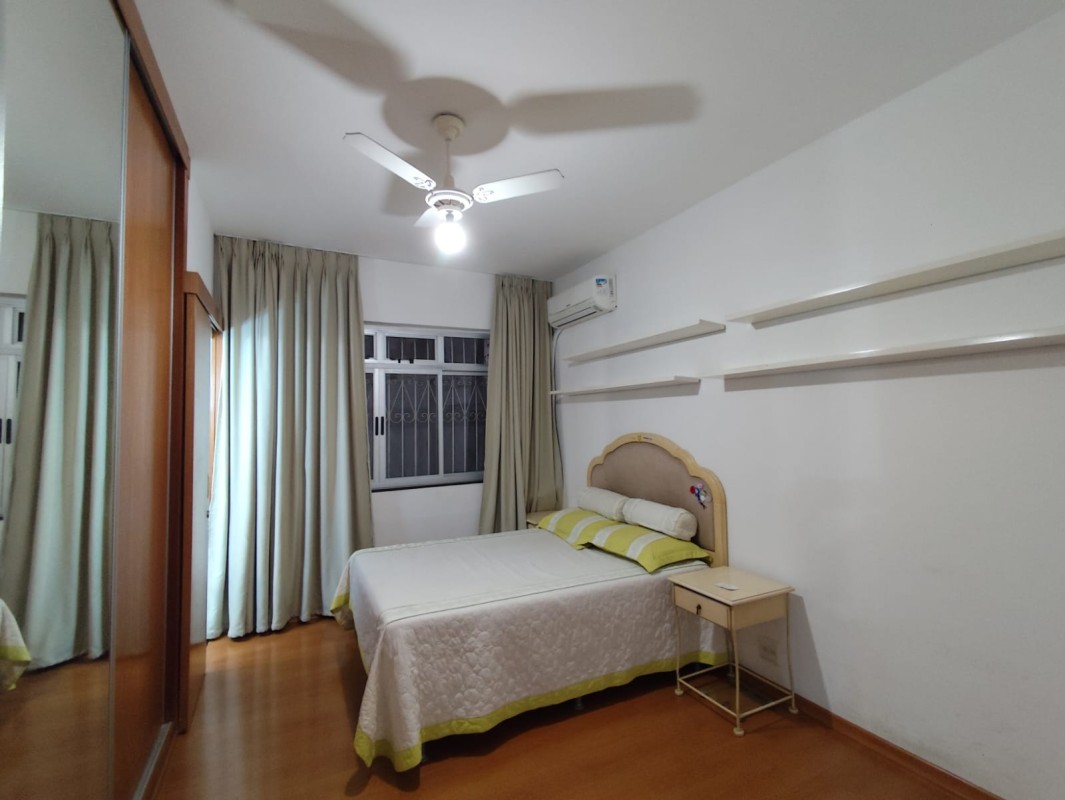Apartamento para alugar com 4 quartos, 200m² - Foto 16