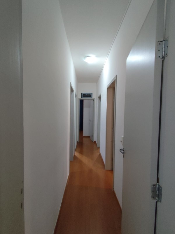 Apartamento para alugar com 4 quartos, 200m² - Foto 14