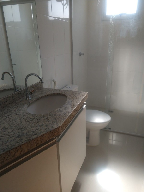 Apartamento para alugar com 3 quartos, 82m² - Foto 13