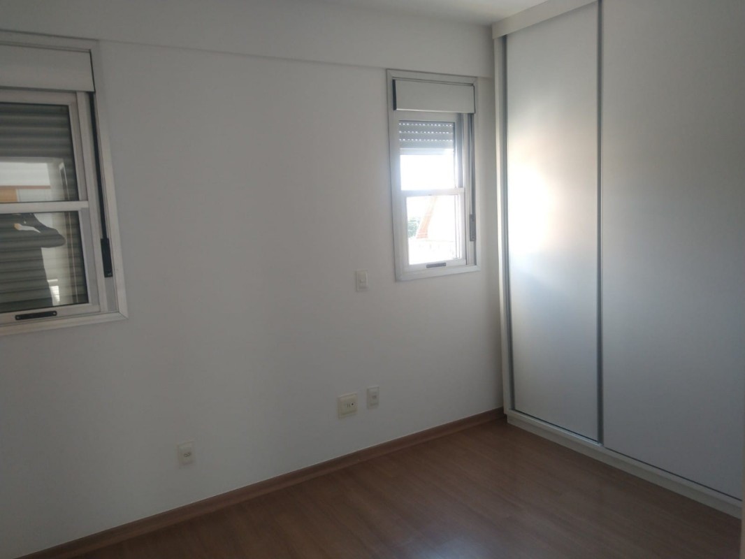 Apartamento para alugar com 3 quartos, 82m² - Foto 7