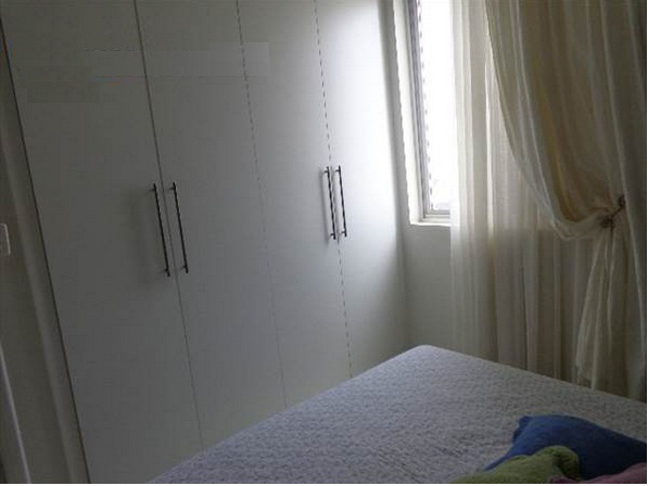 Apartamento à venda com 4 quartos, 150m² - Foto 4