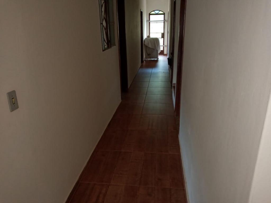 Sítio à venda com 4 quartos, 200m² - Foto 1