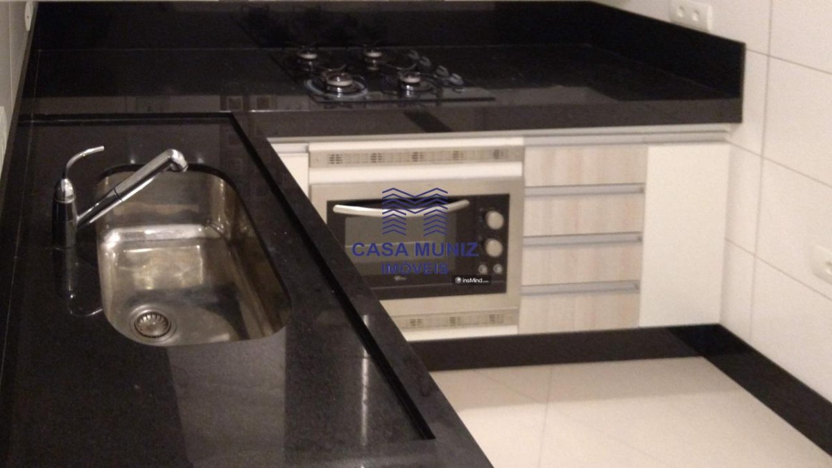 Apartamento para alugar com 2 quartos, 70m² - Foto 12