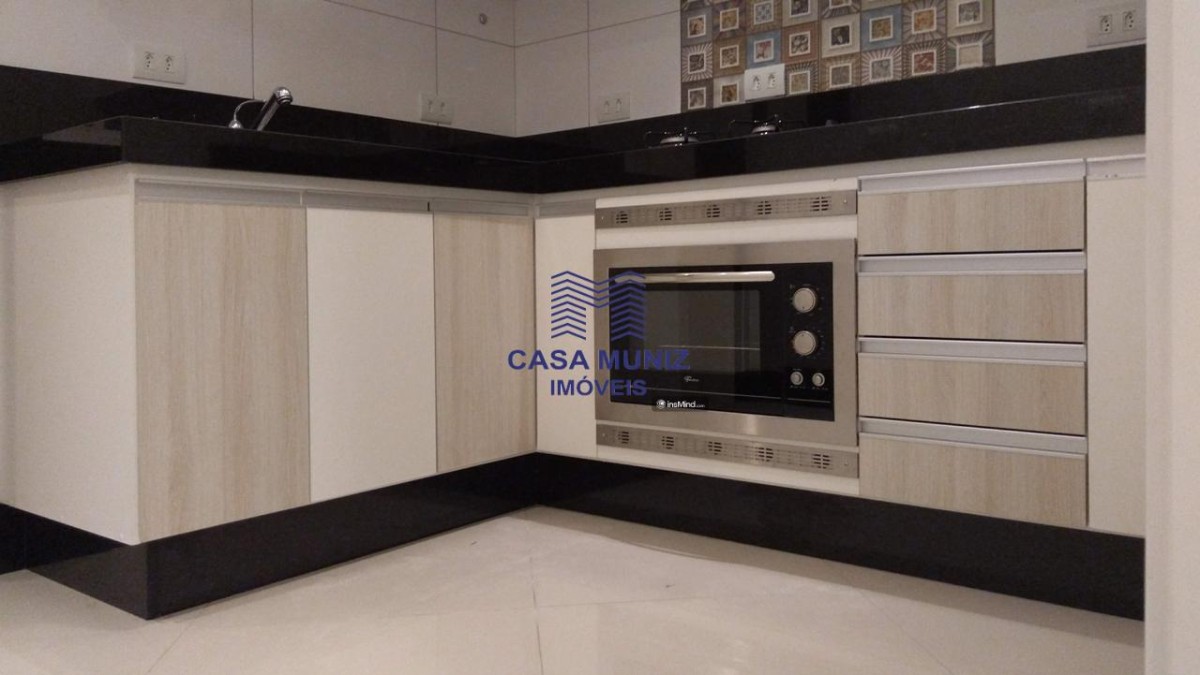 Apartamento para alugar com 2 quartos, 70m² - Foto 13