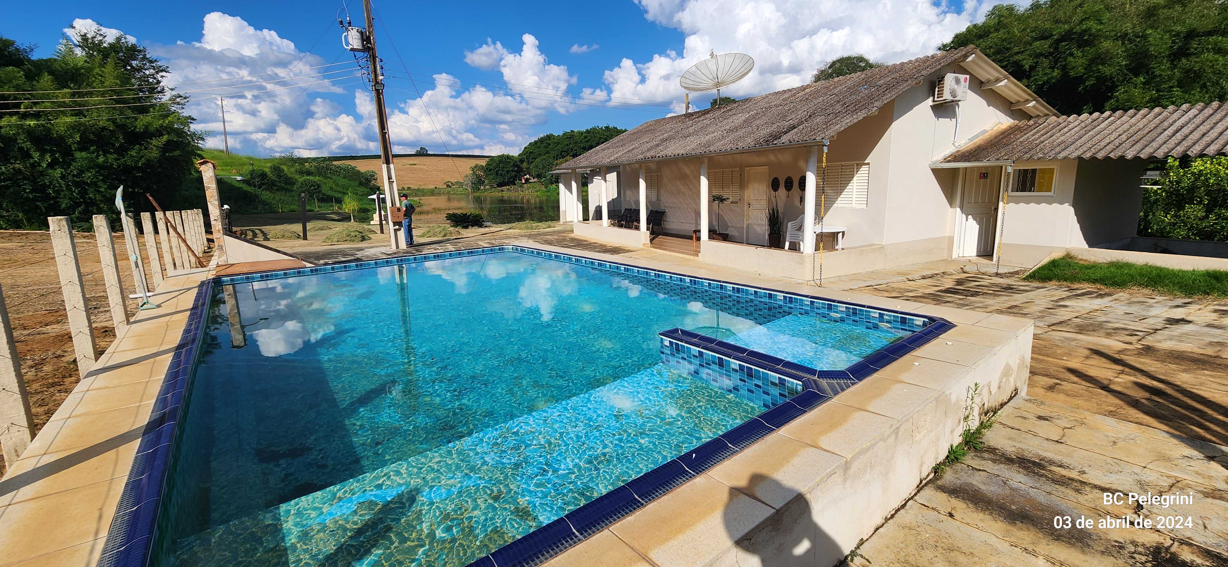 Fazenda à venda com 3 quartos, 680m² - Foto 24