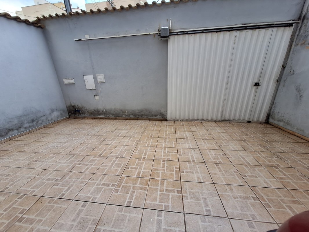 Casa à venda com 5 quartos, 350m² - Foto 24